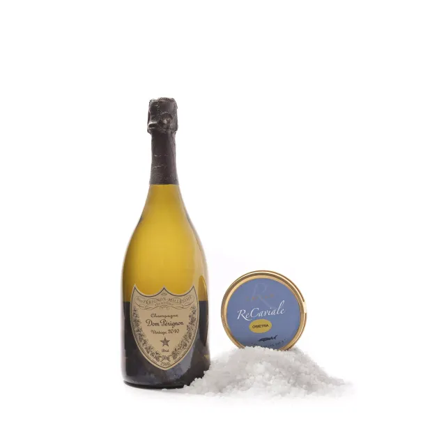 Dom Pérignon Vintage 2010 cesto champagne e caviale Osietra