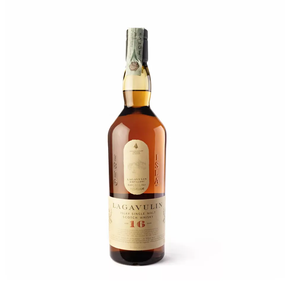 Lagavulin 16 whisky scozzese torbato 70 cl