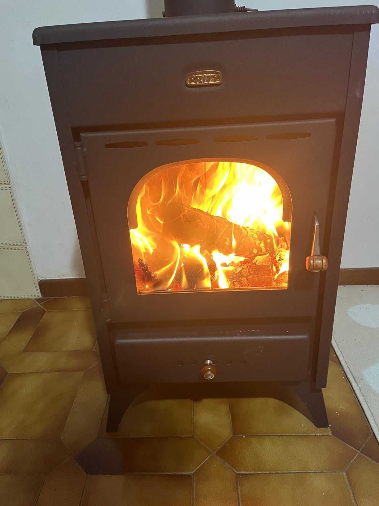 GrecoShop Kir 9/12 kW stufa a legna acciaio con piastra